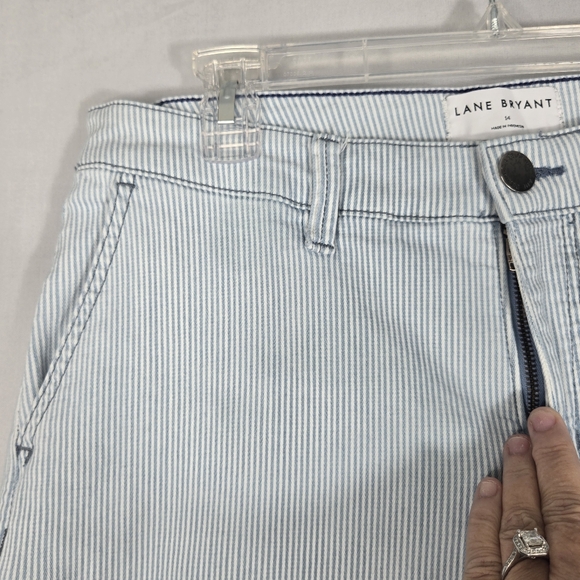Lane Bryant Size 14 Wide Leg Crop Pinstripe Jean Culotte Capri High Rise 18" L - Picture 9 of 15